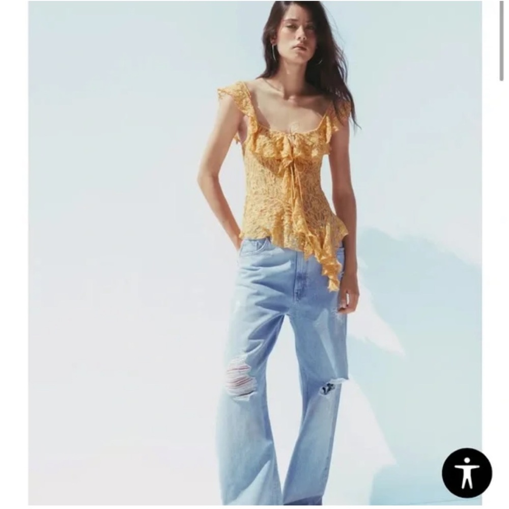 ZARA LACE RUFFLE TOP - Picture 4 of 10
